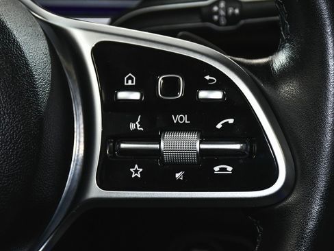 Used 2023 Mercedes-Benz GLS 450 4MATIC image 45