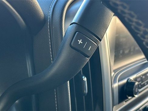 Used 2018 GMC Sierra 1500 SLT w/ SLT Premium Package image 24