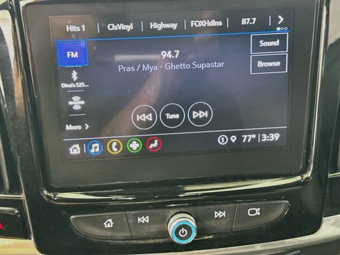 Used 2023 Chevrolet Traverse LT FWD image 16