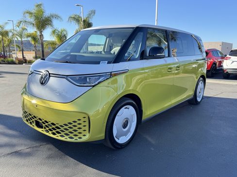 New 2025 Volkswagen ID. Buzz 1st Edition image 5