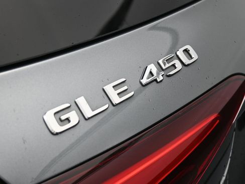 Used 2024 Mercedes-Benz GLE 450 4MATIC image 44