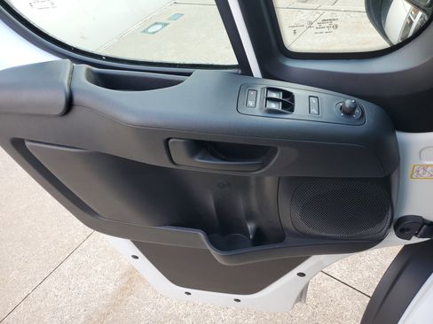 Used 2025 RAM ProMaster 2500 w/ Quick Order Package 22G SLT image 7