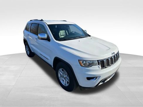 Used 2018 Jeep Grand Cherokee Limited image 7