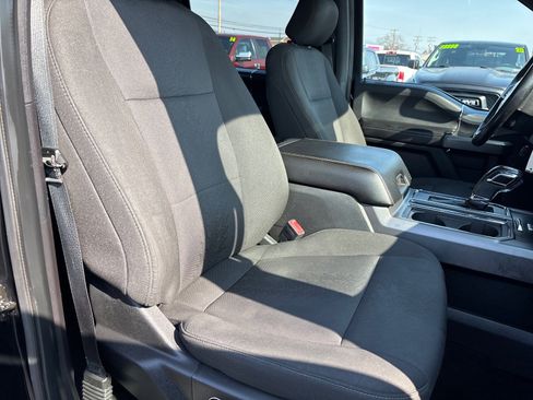 Used 2018 Ford F150 XLT w/ Equipment Group 302A Luxury image 19