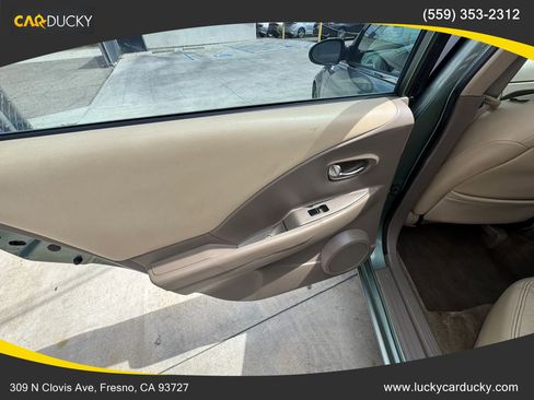 Used 2003 Nissan Altima 3.5 SE FWD image 20