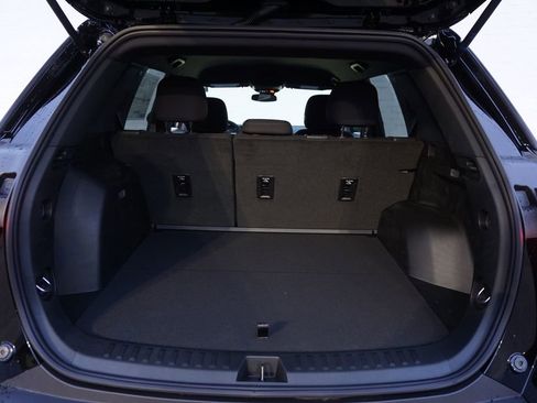 New 2025 Chevrolet Equinox LT FWD image 23