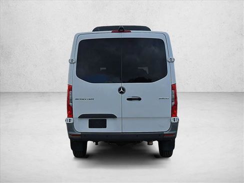 Used 2022 Mercedes-Benz Sprinter 2500 image 7