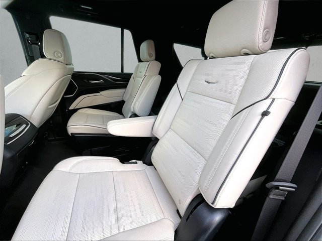 Used 2024 Cadillac Escalade Sport w/ LPO, ONYX Package RWD image 28