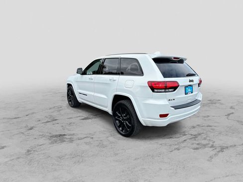 Used 2021 Jeep Grand Cherokee Laredo X AWD/4WD image 6