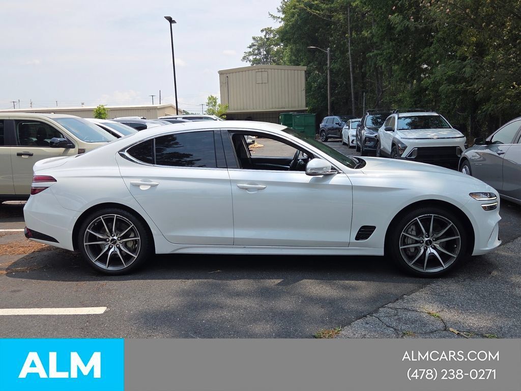 Used 2025 Genesis G70 2.5T AWD/4WD image 7