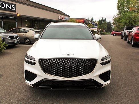 Used 2022 Genesis GV70 3.5T Sport w/ Sport Prestige Package AWD/4WD image 7