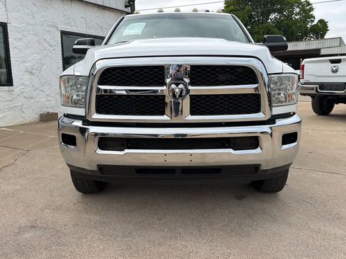 Used 2014 RAM 3500 Tradesman w/ Chrome Appearance Group AWD/4WD image 5