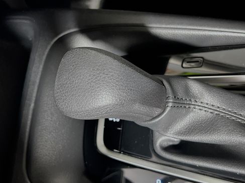 Used 2023 Toyota Corolla LE w/ LE Convenience Package FWD image 24