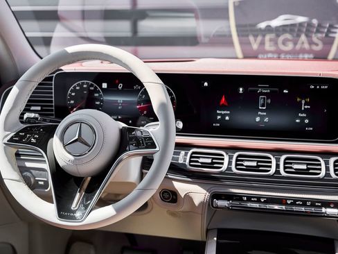 Used 2026 Mercedes-Benz Maybach GLS 600 4MATIC image 61
