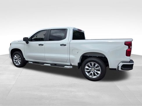New 2026 Chevrolet Silverado 1500 Custom RWD image 3
