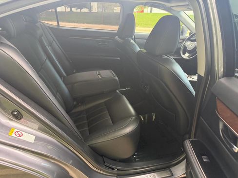 Used 2017 Lexus ES 350 w/ Luxury Package FWD image 22
