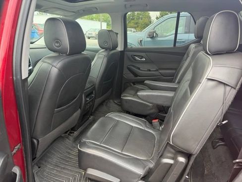 Used 2021 Chevrolet Traverse High Country AWD/4WD image 6