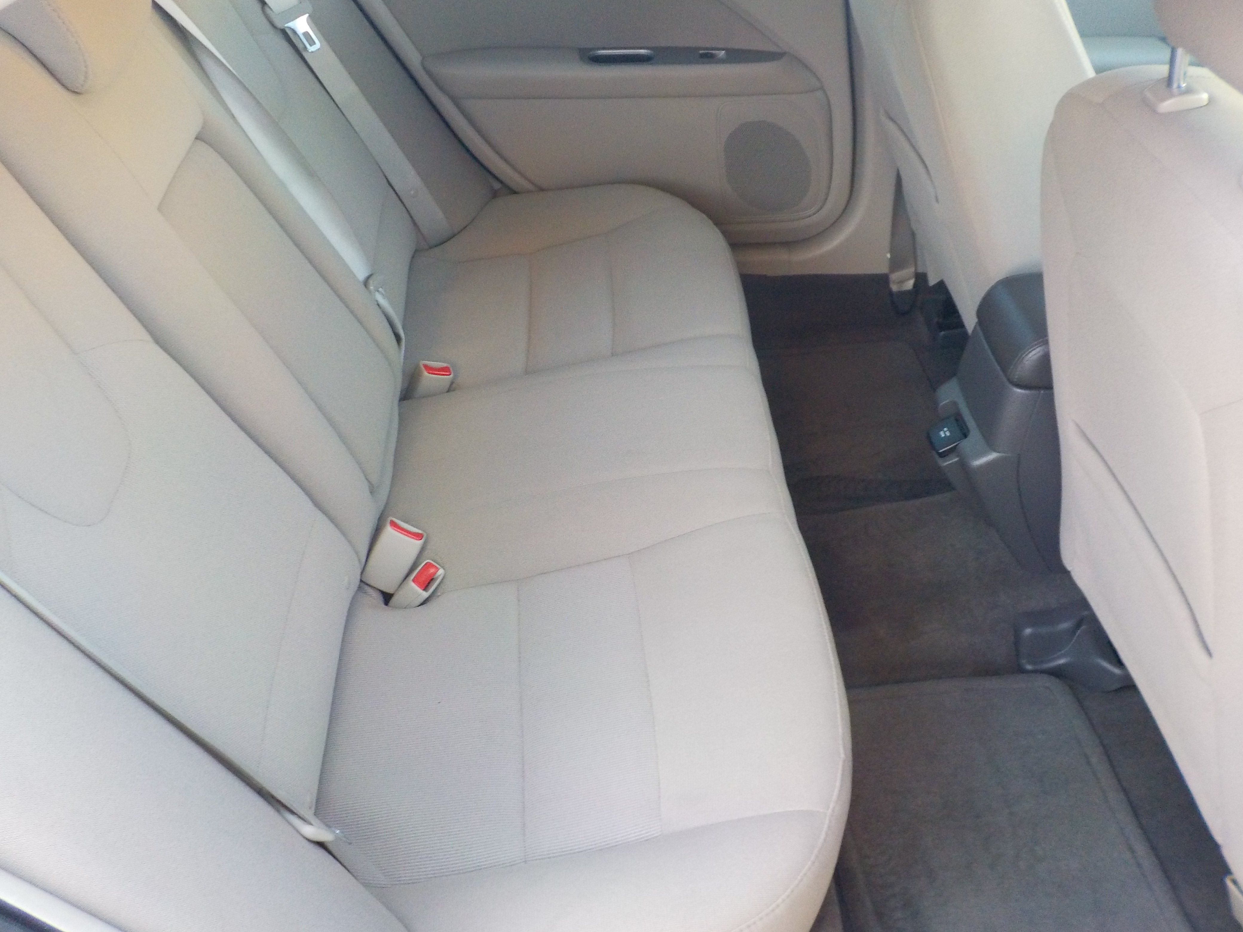 Used 2012 Ford Fusion Hybrid FWD image 23