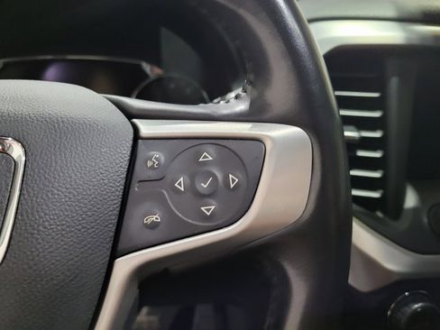 Used 2022 GMC Acadia SLT w/ GMC Pro Grade Package image 37