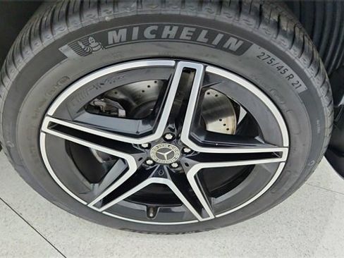 Used 2025 Mercedes-Benz GLS 450 4MATIC image 59