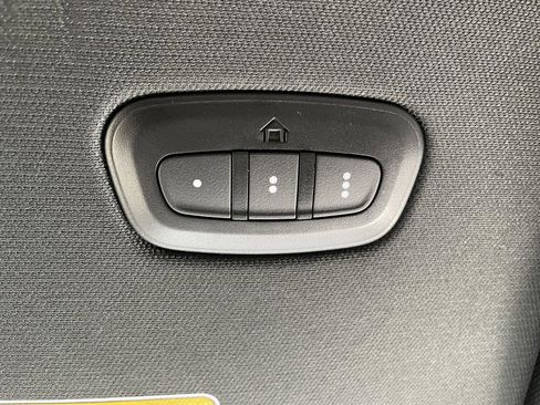 Certified 2023 RAM 1500 Laramie image 31