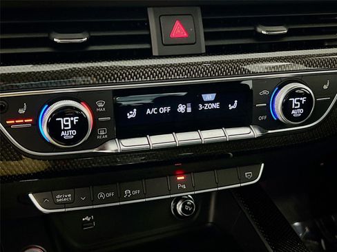 Used 2018 Audi S4 Prestige w/ Prestige Package image 15