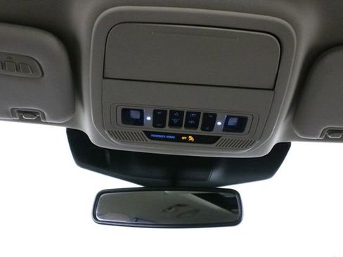 Used 2022 Ford Explorer Limited w/ Equipment Group 301A image 25