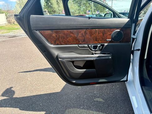 Used 2016 Jaguar XJ L Portfolio image 12