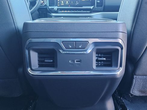 New 2026 GMC Sierra 1500 SLT image 47