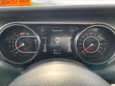 Used 2021 Jeep Wrangler Sport AWD/4WD image 22