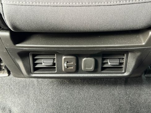 Used 2020 Chevrolet Silverado 1500 LT w/ All-Star Edition image 15