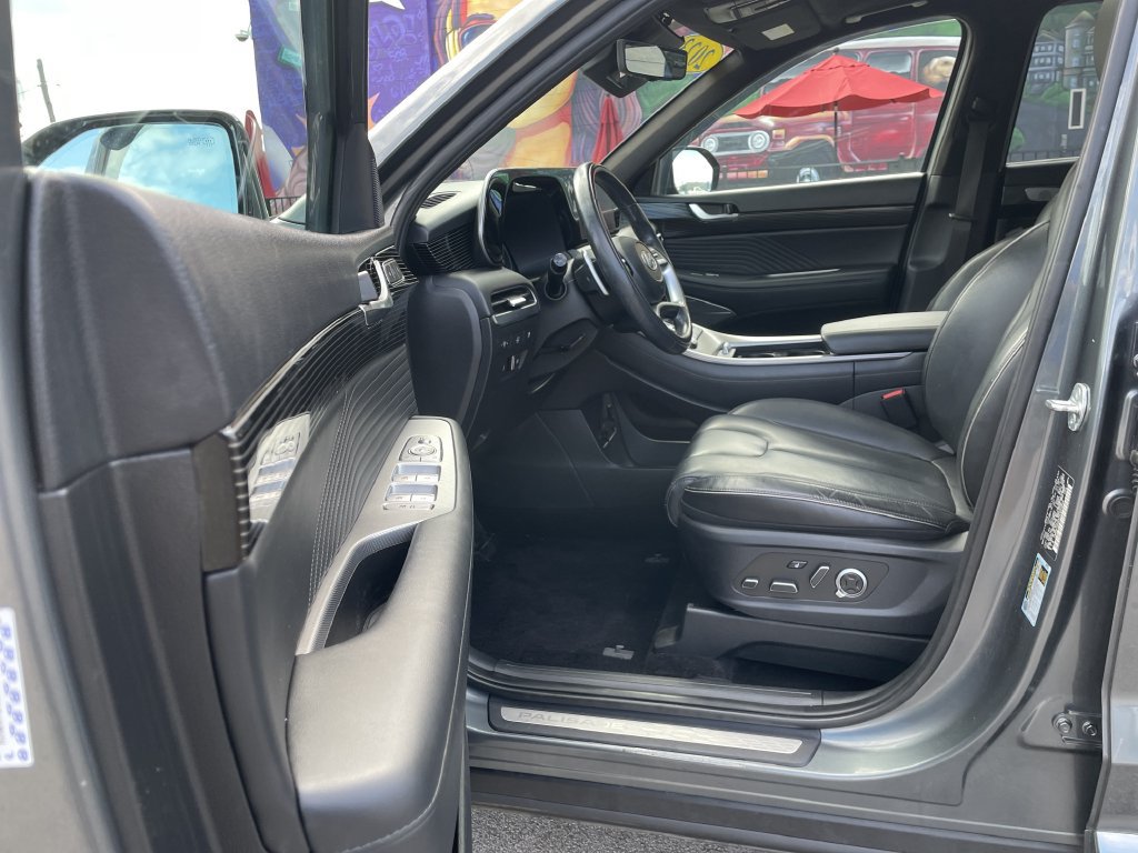 Used 2023 Hyundai Palisade Calligraphy AWD/4WD image 5