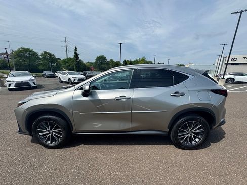 Used 2024 Lexus NX 350h AWD w/ Vision Package image 10