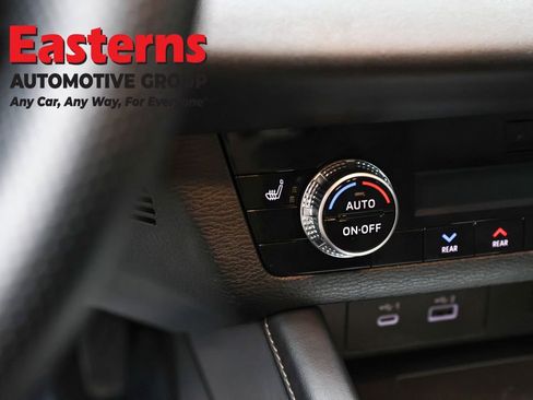 Used 2022 Mitsubishi Outlander SEL AWD/4WD image 20