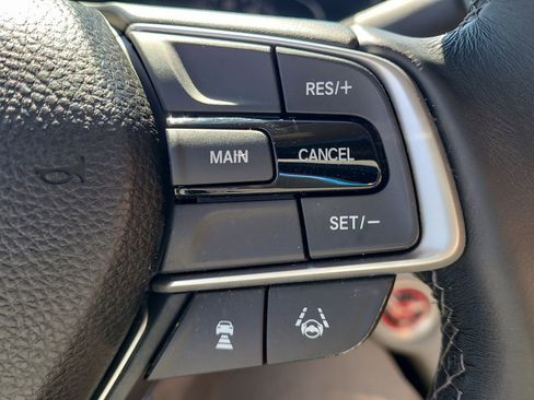 Used 2018 Honda Accord EX-L image 26