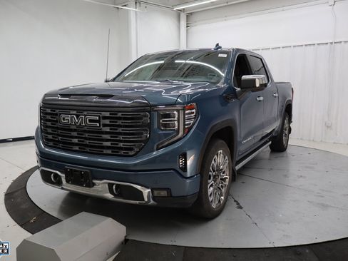 Used 2024 GMC Sierra 1500 Denali Ultimate image 8