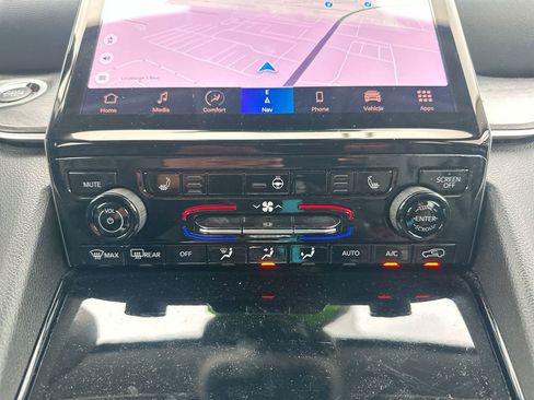 Used 2023 Jeep Grand Cherokee L Limited w/ Trailer Tow Group (B) image 78