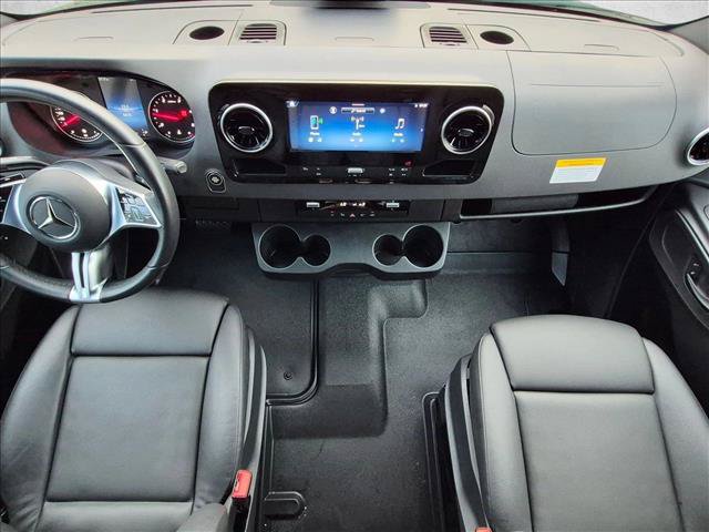 Used 2026 Mercedes-Benz Sprinter 2500 image 16