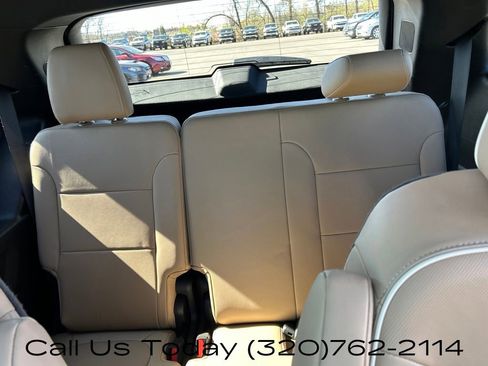 Certified 2023 Chevrolet Traverse Premier AWD/4WD image 40