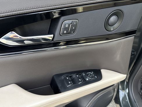 Used 2022 Lincoln Nautilus Reserve w/ Equipment Group 201A image 16