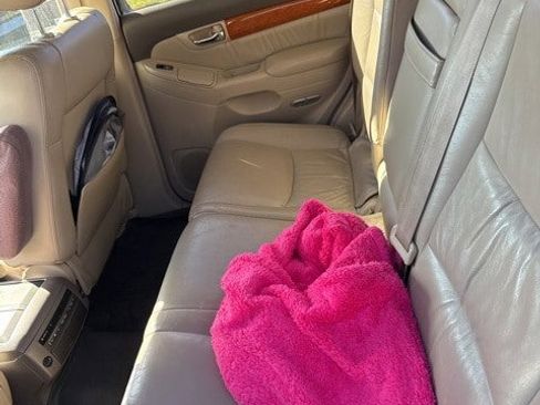 Used 2004 Lexus GX 470 image 7