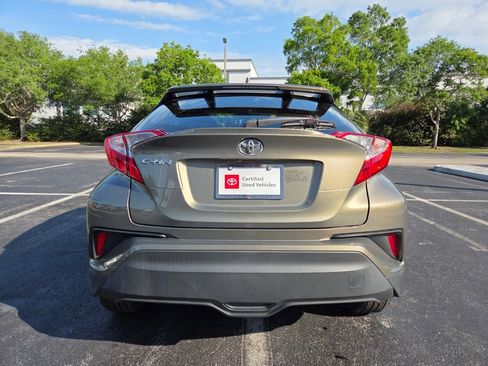 Certified 2021 Toyota C-HR LE FWD image 10