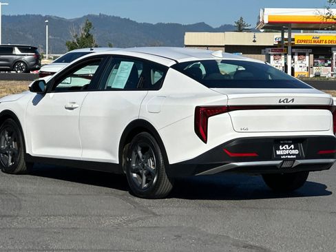 Used 2025 Kia K4 FWD image 7