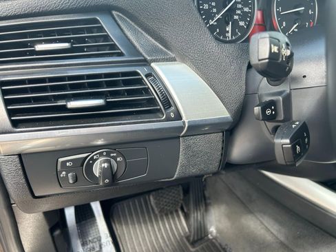Used 2011 BMW X5 xDrive50i AWD/4WD image 65