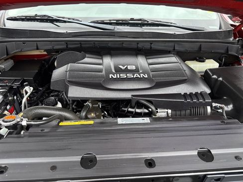 Used 2019 Nissan Titan PRO-4X image 42
