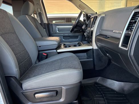 Used 2018 RAM 2500 Big Horn image 28