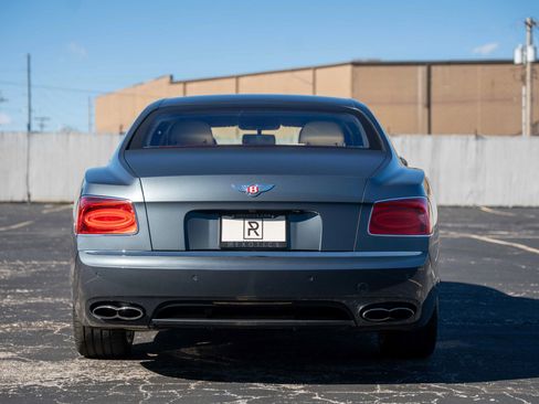 Used 2016 Bentley Flying Spur V8 image 10