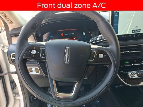 Used 2024 Lincoln Corsair Reserve w/ Equipment Group 201A AWD/4WD image 18