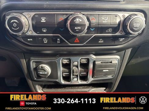 Used 2021 Jeep Wrangler Unlimited Sport image 33