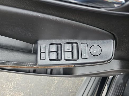 Used 2019 Chevrolet Tahoe LS image 9